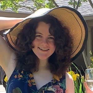 Meet your Posher, Abby